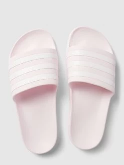 ADIDAS SPORTSWEAR Slides Mit Label-Detail Modell 'AQUA' - Flieder -Schuh Traum 64r32d9oah73ahi190r4ujqb8d1lciai6594qdalapa30lih8594se2b6123chqk856kiia96t1kqjil853macb26crj6d316sp38dhk70p66o9k6ko64cj6ccq3gc9p6ksj4e8
