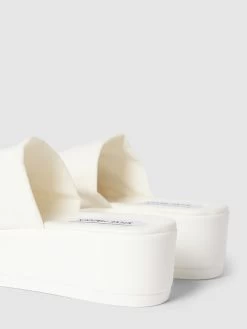 Steve Madden Pantoletten Mit Plateausohle Modell 'SLINKY' - Offwhite -Schuh Traum 65b54dhla0s3ekhh90rkakia6kr4giij85754da18pb4ihq5ah8kge28893jgkhp6d8kke1iapa4gcib6oo68e3669j68db4cpgm6d1k6gqjae9h65i6cohp64o30opl6go66e8