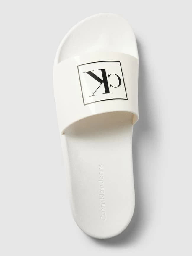 Calvin Klein Underwear Slides Mit Logo-Print Modell 'TRUCK' - Weiß 6 Calvin Klein Underwear Slides Mit Logo-Print Modell 'TRUCK' - Weiß – Bild 4