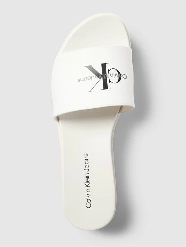 Calvin Klein Jeans Slides Mit Plateausohle - Weiß 7 Calvin Klein Jeans Slides Mit Plateausohle - Weiß – Bild 5