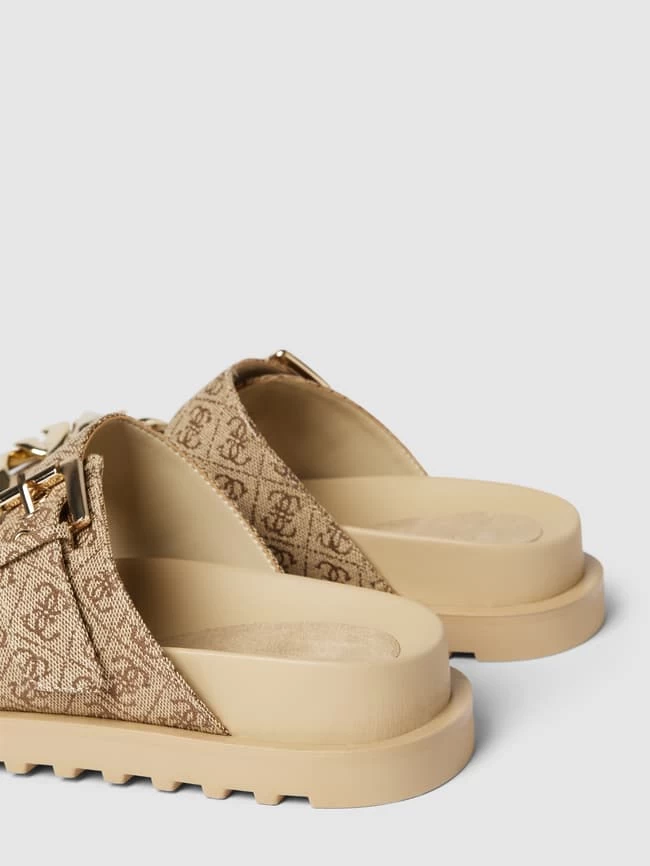 Guess Pantoletten Mit Zierkette Modell 'FATEMA' - Hellbraun 4 Guess Pantoletten Mit Zierkette Modell 'FATEMA' - Hellbraun – Bild 2