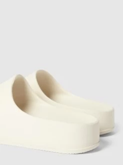 Steve Madden Slides Mit Breitem Riemen Modell 'ASTRO' - Weiß -Schuh Traum 6kqkaeala0qksj229d14kjib917jac1h9oslak1i9h442j1k6ta5ciik6hb46jic68okoc1l6kr4siqia13mcpb56gq6cdhi68om4phkc8r66eb4c4sjcc31ckp64ob474o6ado