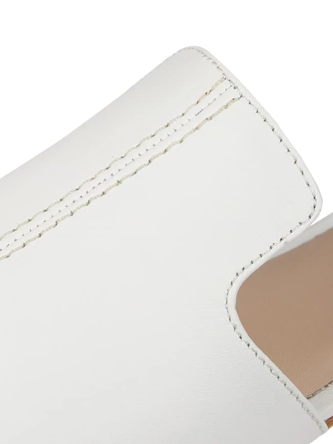 Gerry Weber Shoes Pantolette Aus Leder Modell 'Gadera' - Weiß 4 Gerry Weber Shoes Pantolette Aus Leder Modell 'Gadera' - Weiß – Bild 2