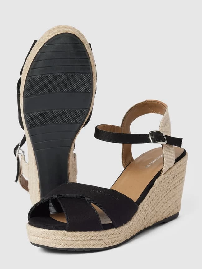Tom Tailor Wedges Mit Label-Detail Modell 'Basic' - Schwarz 5 Tom Tailor Wedges Mit Label-Detail Modell 'Basic' - Schwarz – Bild 3