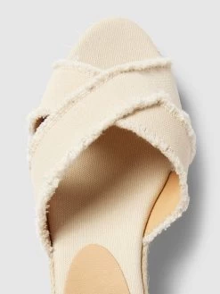Castañer Wedges Mit Ausgefranstem Saum Modell 'BLUMA' - Offwhite -Schuh Traum 6la3eha5698kgcq69t746dqa6d546g9g68q4gc2dalb4ge2e9da3giqd6tb42c2k68pl0hq1al2kml1h8h3m4eb664s64cb5chij2dpk60o36eb26komceb3cgom8e9m70omcdo