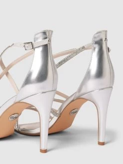 Buffalo Sandaletten Mit Zierbesatz - Silber 9 Buffalo Sandaletten Mit Zierbesatz - Silber -Schuh Traum 6pb4sc23a1842c228t43acpj9514achm9l0k4cph8t0koda1ap63agaf6d9kalaba9544kib9p430iim74o68dhj74o3ic1ncdgjgd9k6tij6e36coqj0pb3c9h62chp60rjep8