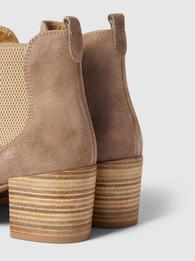 Tamaris Chelsea Boots Mit Blockabsatz - Taupe 5 Tamaris Chelsea Boots Mit Blockabsatz - Taupe – Bild 3
