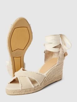 Castañer Wedges Mit Ausgefranstem Saum Modell 'BLUMA' - Offwhite -Schuh Traum 753kul2m70ol6j1k8cqk4hq49h63ili4ap136gil9d2jih9n94r36jaj9coj6hq76t84edi288skcj9m993jadplc4om2chm6tj62c9kcgqmaohk60o36c31c9gjcphp6orm6c0