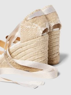 Castañer Wedges Mit Effektgarn Modell 'CARINA' - Weiß -Schuh Traum 7554siq39h55ckie6d8kgh2e64r56g9h6crkekaeagsl4cpn75a3ciqj70o38ka5a18kshq46t44ekaea4o3iphl6os66cb475j3cd1kc9hm8e9g64om8p9nclj3ccj46srj8c8
