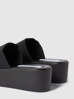 Steve Madden Pantoletten Mit Plateausohle Modell 'SLINKY' - Schwarz -Schuh Traum 75a4il296l3jedii9h2jcg9lagq4aipl7114mk2d9h4lakqe6p458cho6p9kkcpi84r56cql6d14mga19t3jiob16som6c1k6lim4e1kckrj8e9gchh3ae9nc8sj4dpm64s3adg