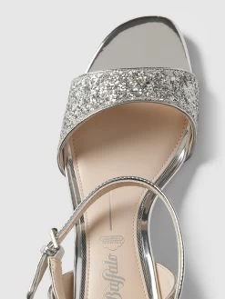 Buffalo Sandaletten Mit Paillettenbesatz - Silber 10 Buffalo Sandaletten Mit Paillettenbesatz - Silber -Schuh Traum 84q3ihqm6cr38jhl7594uh2l9h2k4ha8a194scib6p65cca864pkighm6l254g9m755kajpp8d24ogpl8t3j4phn6oo3ccb369i62chk6kr62e33c4p62eb3c9j32d9ic9ij6cg