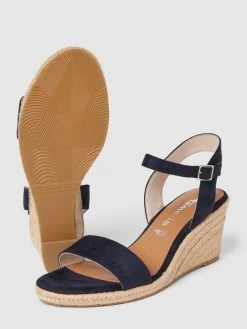 Tamaris Wedges Mit Dornschließe - Dunkelblau -Schuh Traum 88r54ci46l2kshi88pb5ah2m8h54el2ja0o4qjil6d236gika97jel1k94plal9o6d13ciad995l2kai64o3ccr5c9hj0c35cli62chk6kp36oj1chij0dj56dgj6c9h6kom6og