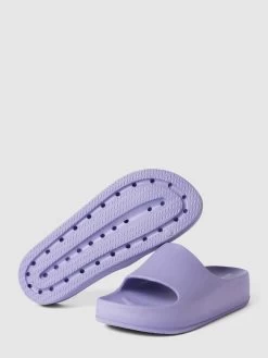 Steve Madden Slides Mit Breitem Riemen Modell 'ASTRO' - Lavendel -Schuh Traum 8cr4qcq19soj2ii775546l299db4mi2e8d0k2k25ad5kqj228t8l6l226kp4mdhg6grkql9l84p38dihaco3ioj269h38pb46hhjic9k71ijcoj5ccq3gd336kq36e1mccp3ce0