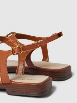 Guess Zehentrenner Aus Leder Mit Label-Detail Modell 'MIRY' - Cognac -Schuh Traum 8hb50gqa8l8l8h2e6l7ksj1o68r34khh6t9kui9p9l34mj29a0p50j1na8pk8gqc8cqkskhi94pj0hph9t3j2o9n6tij0o9m74p3gcpkcli32e9j6kr34dr66pj30c1g64p6ac8