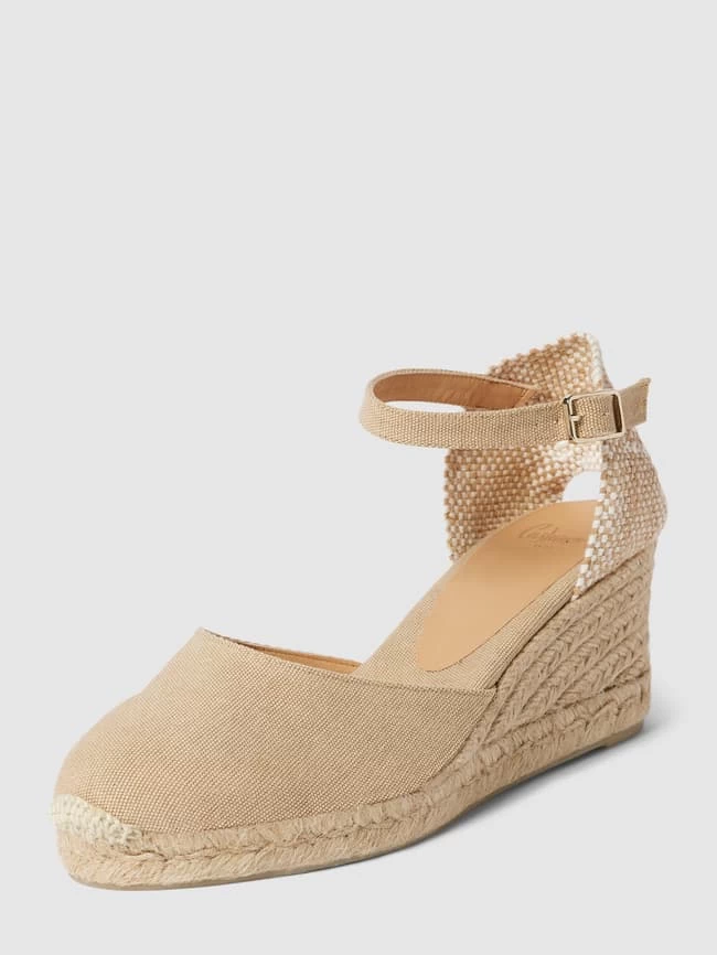 Castañer Wedges Mit Dornschließe Modell 'CAROL' - Sand 4 Castañer Wedges Mit Dornschließe Modell 'CAROL' - Sand – Bild 2