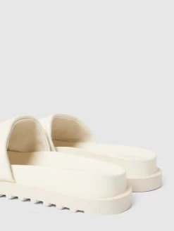 Guess Slides Mit Label-Print Modell 'FABETZA' - Offwhite -Schuh Traum 8t53aghh95738dil9sq4kgq9910kgdi28t8kicq8akp4agq39pajgii26t94khil9ha46jph9d254h1g9d3macr264qjcd1gcpj38phkchij0ohpcgr3acb16dh30oj6cdgjecg