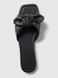 Only Pantoletten Mit Knotendetail Modell 'MILLIE' - Schwarz -Schuh Traum 911jae269grk2liea0q4sda991556chj8t1kck9m9p3j2cil74r4si9i858lckhj654j0lid717kgia5aoo6cp1lcpi36oj460q32c9kc4s3ce36c4s38or4chh3gpb5cgq38p8