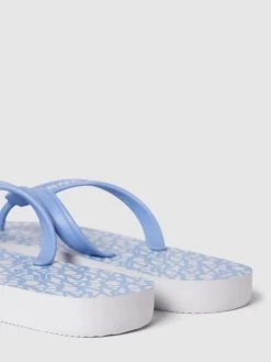 ARMANI EXCHANGE Zehentrenner Mit Label-Details - Hellblau 9 ARMANI EXCHANGE Zehentrenner Mit Label-Details - Hellblau -Schuh Traum 91354hie6t7k4ji9apb4ijij8h7kskho9go38da88ork8dam6cs4ci1p8lb5akhnaos52e9l6h0kck228h3jaopl6goj2ohp6gq3ge1k74qj6o9n68sj6pj574rjcp1lcgs30c0