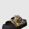 Versace Jeans Couture Sandalen Mit Plateau-Sohle - Schwarz -Schuh Traum 9l9l2gqg9p954d9k9p1l6lil9t94ii2m88skiia16t9j4c1m8934kli1a19jekib915kcl219t6j0di36t3j0e1j6cp36c3660o6ac9kcosm6e9kc4q66d1jcosj2d1m60p32o8