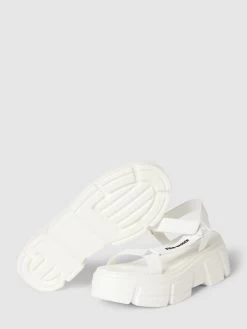 Steve Madden Sandalen Mit Label-Detail Modell 'ASSERTIVE' - Offwhite -Schuh Traum 9p3kqlhhapb4md2kap3kilaiapb52jaa8co3cihi8584cd2795142ia390r36iqd8l944cq7659l4kq3913jichp6ti3ed1m61gjcp9k64ojce9pcoq68o9p6ti30e1h74ojep8