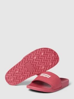 Levi’s® Acc. Slides Mit Label-Print Modell 'JUNE' - Pink -Schuh Traum 9p8l8l2g6d5l0l1n6554kla48d858k1ja0pkqkpha164iea888q4qea56t1kkj259t3j8j27agq4ahij953jgdb1c8s3ep1mc5gjgc1kcphjge1g64rj8c9jchgj4e9n6srm8d0