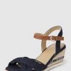 Tom Tailor Wedges Mit Label-Details - Marineblau -Schuh Traum a0q4eiqh91552ka1ap138hi26spj8kqf9oojgl9mah842cida193gh1k6t43ck2bad3lcliaaook6daa88o3cchmcop36c9j60s3cc9k6him4eb669h3gc3475j36p9pchimacg