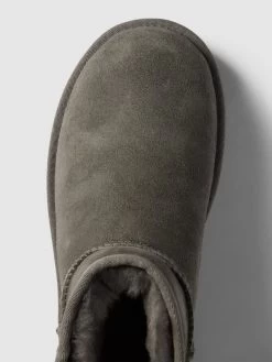 UGG Stiefel Mit Label-Details - Mittelgrau -Schuh Traum a923ej256kqj6kq470rl6hak64qk2iia899koe1gap4l8l1g6h3l6d2bags38cak8h6l0jhg8d23gjqa6go3ephgcpgmcpho6komccpkchj66ob474qjap316him8db1coo34e8
