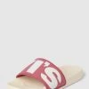 Levi’s® Acc. Slides Mit Label-Detail Modell 'JUNE' - Pink -Schuh Traum ad7kcd1lah3l6eaf6ta3cgal6la3ggij892jadil64p3edph891jckqb6d954l25613kch9m8sq5cdab6co3cphp74p3ge1n6kp30e9k69j66ohhcko3ichk61i36ohl68qm2oo