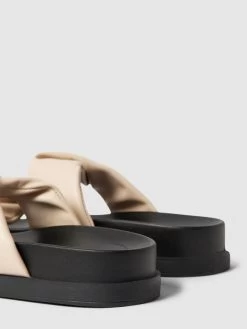 Only Pantoletten In Two-Tone-Machart - Beige 9 Only Pantoletten In Two-Tone-Machart - Beige -Schuh Traum al5kqlam9h6lchib7544ej1m88q4ahq8a51k6gii75al4c2g6h1j6l24apa4ce2k8cr48jhgaopl8c9k74o3idr26hh30p9occoj0c9kcco3ceb26os3idr260r3go9n71hm2o8