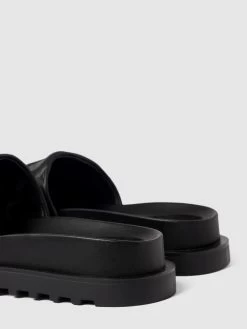 Guess Slides Mit Label-Details Modell 'FABETZA' - Schwarz 9 Guess Slides Mit Label-Details Modell 'FABETZA' - Schwarz -Schuh Traum apa5aci69l5k4cqia9732j9n6574ajqm8h746dppa8s4ki9k8hakmlig95a32ka89t7kgg9map0k2e2e8ko64phn64omcp336lij8ohkc5j34o9p6gr6ad1lcopmcd9g74ojec8