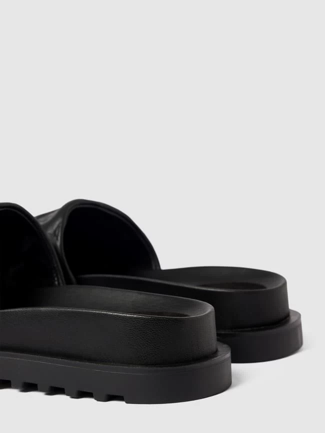 Guess Slides Mit Label-Details Modell 'FABETZA' - Schwarz 5 Guess Slides Mit Label-Details Modell 'FABETZA' - Schwarz – Bild 3